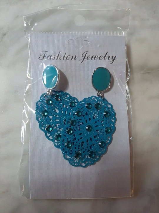 Turquoise Dangle Fashion Earrings with Blue Zirconia